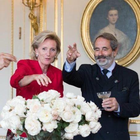 Princess Astrid de Belgique Trandafir Teahibrid butași trandafiri de grădină